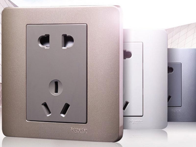 cong-tac-o-cam-zencelo-A